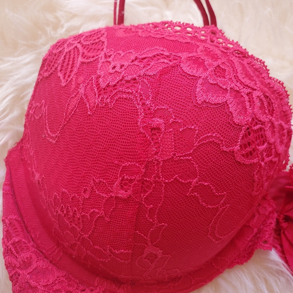 Victoria's Secret Very Sexy Push Up Bra 36D - Picture 3 of 7